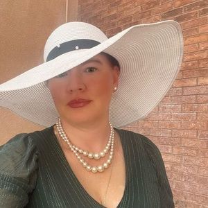 Meet your Posher, Sabrina